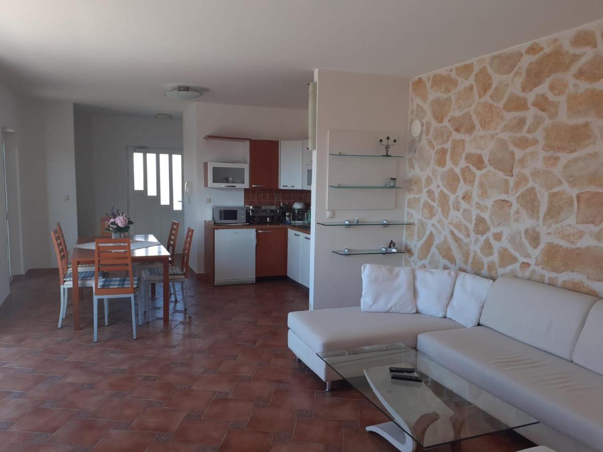 Apartments Ilicic ซูเปตาร์ ภายนอก รูปภาพ