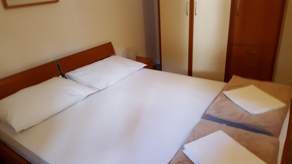 Apartments Ilicic ซูเปตาร์ ภายนอก รูปภาพ